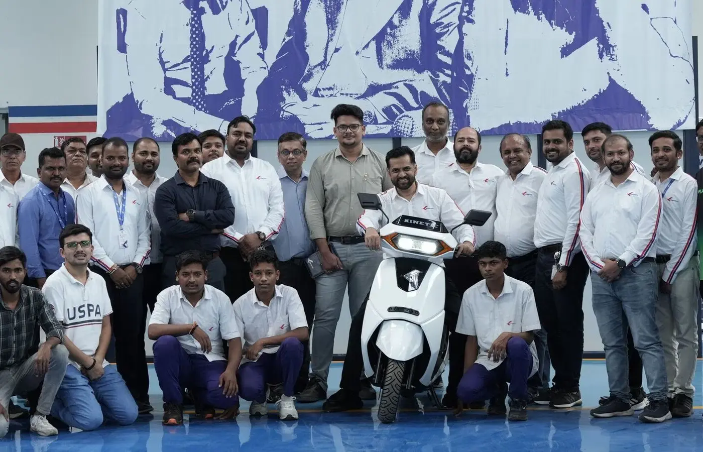 Kinetic DX E-scooter